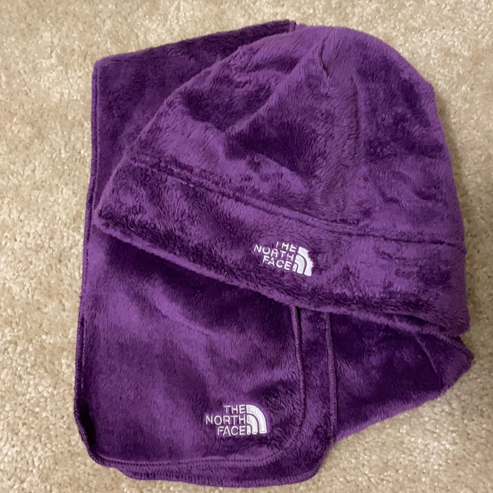 North Face winter hat and scarf set